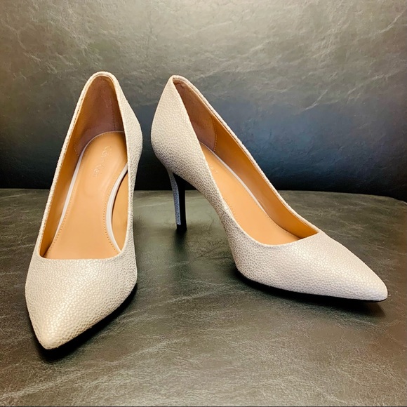 Calvin Klein Gayle Pumps - Picture 8 of 8